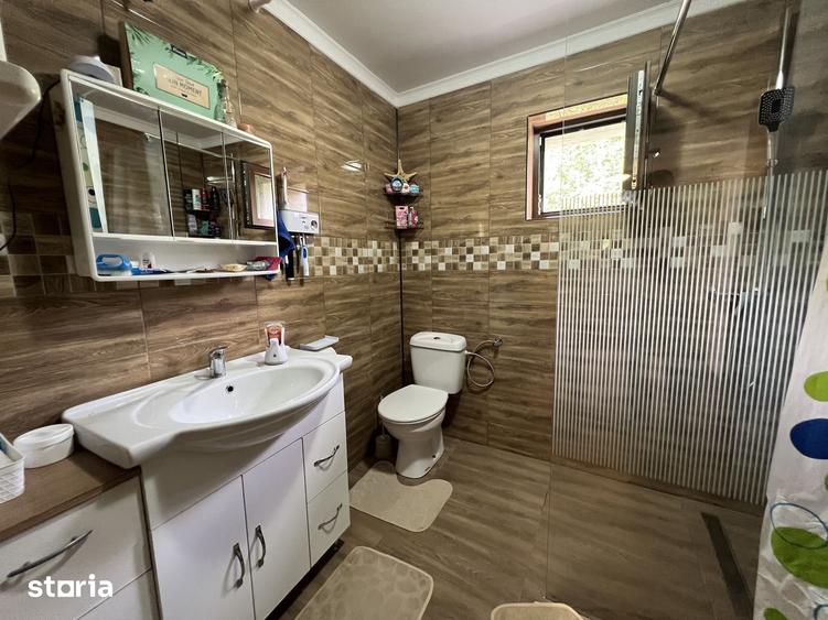 Casă cu 3 camere cu Teren 2268 Mp în Viile Satu Mare
