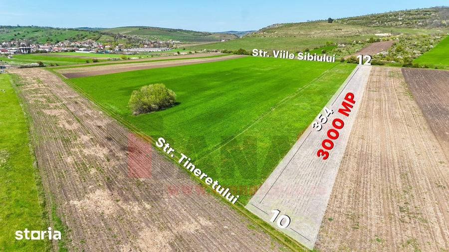 Teren de 3000 mp, în Gușterița