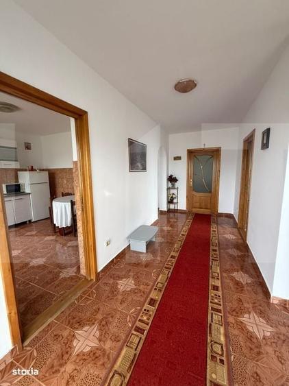 Casă cu 4 camere în Curtești