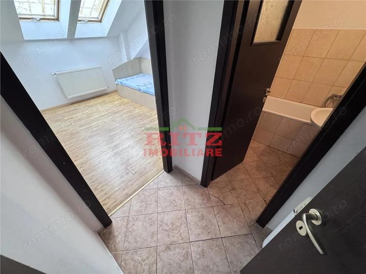 Apartament cu 3 camere semidecomandat în Zahana