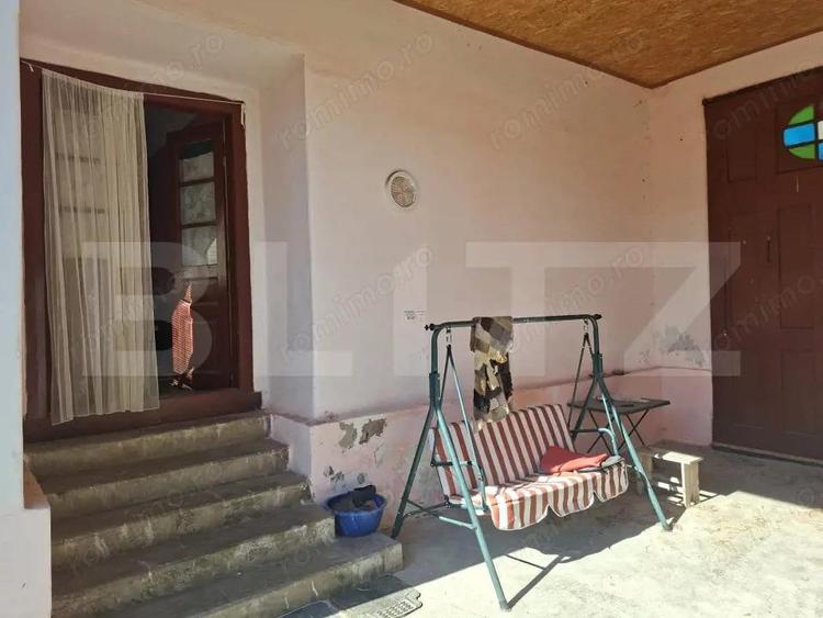 Casă cu 6 camere cu Teren 2500 Mp în Central