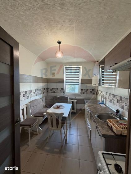 Apartament cu 2 camere, mobilat în Bordei