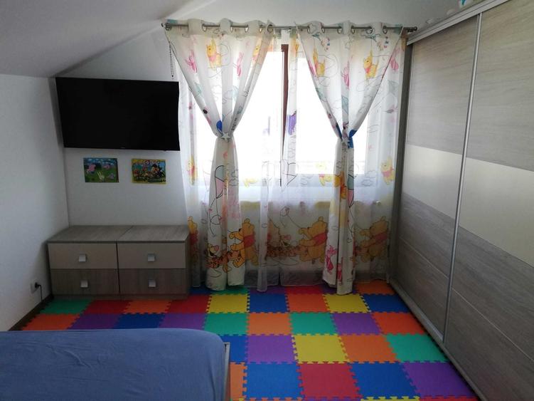 Casă cu 4 camere în Central