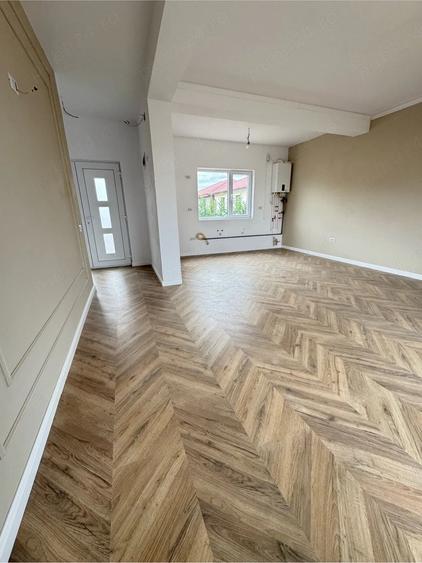 Casă cu 3 camere cu Teren 100 Mp în Central