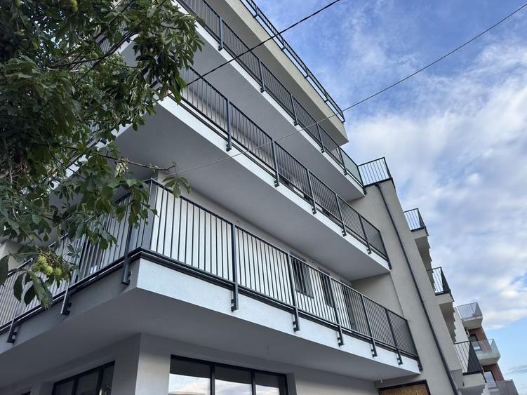 Apartament cu 2 camere decomandat în Iosia