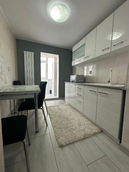 Apartament cu 2 camere decomandat, mobilat în Dorobanți