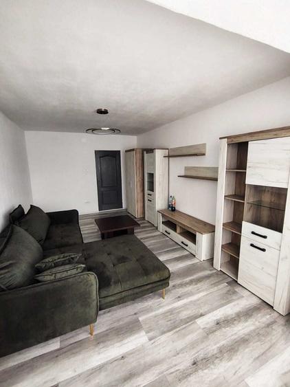 Apartament cu 2 camere decomandat în Grădiște