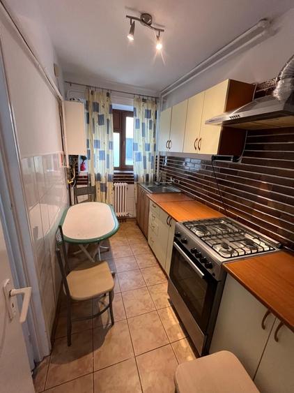Apartament cu 3 camere în Albești