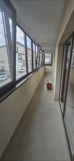 Apartament cu 2 camere decomandat în Florești