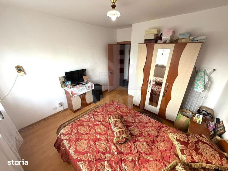 Apartament cu 3 camere decomandat în 1 Mai