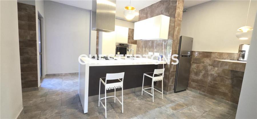 Apartament cu 5 camere decomandat în Ultracentral