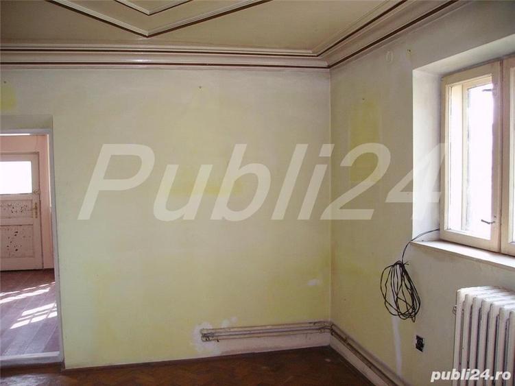 Casă cu 6 camere cu Teren 1880 Mp în Nistorești