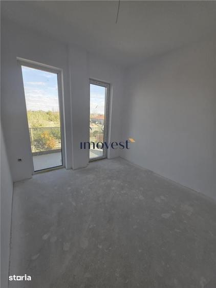 Apartament cu 3 camere decomandat în Solidarității