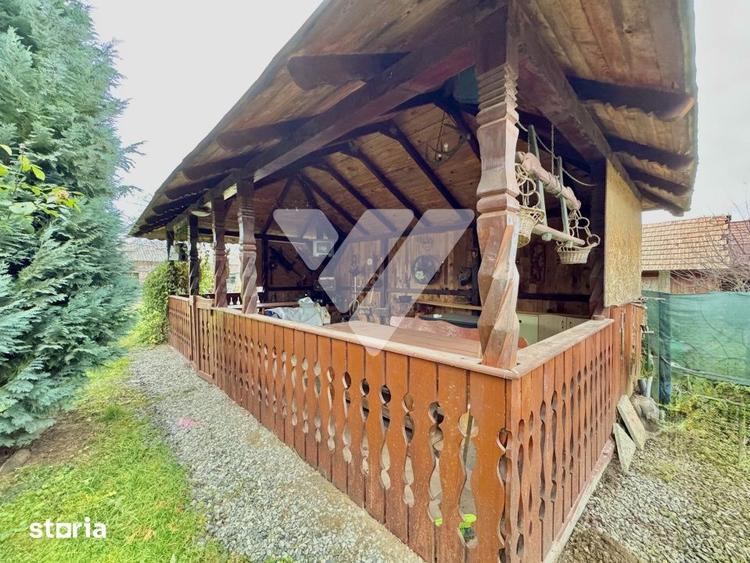 Casă cu 5 camere cu Teren 820 Mp în Șura Mică