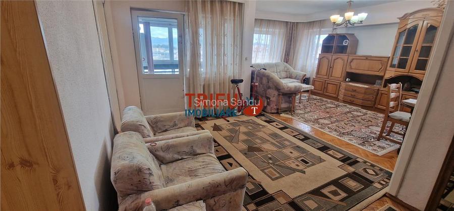 Apartament 3 camere ultracentral etaj intermediar