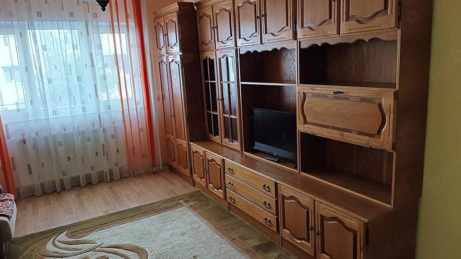 Apartament cu 2 camere decomandat în Vasile Aaron