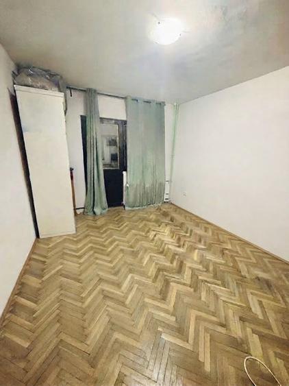 Apartament cu 2 camere decomandat în Parcul Carol
