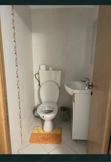 Apartament cu 3 camere decomandat în Găvana