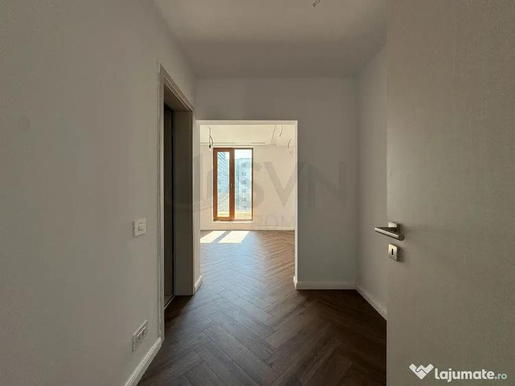 Apartament cu 4 camere decomandat în Pipera
