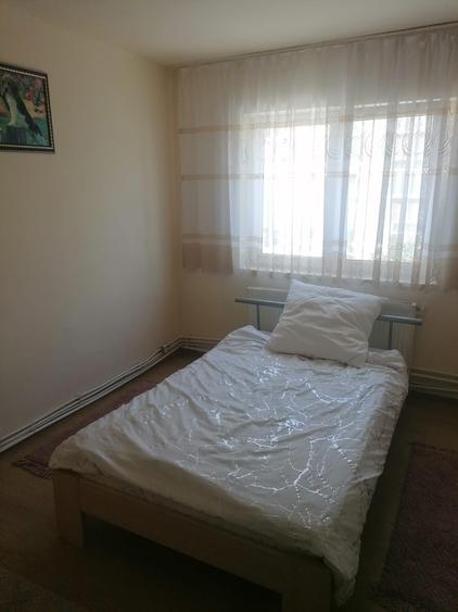 Inchiriez apartament cu doua camere - 2