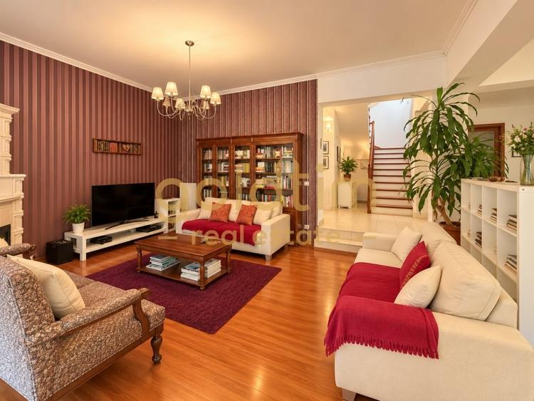 Duplex cu 4 camere cu Canalizare în Ciofliceni