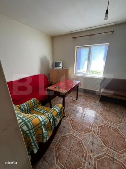 Casă cu 4 camere în Vânători