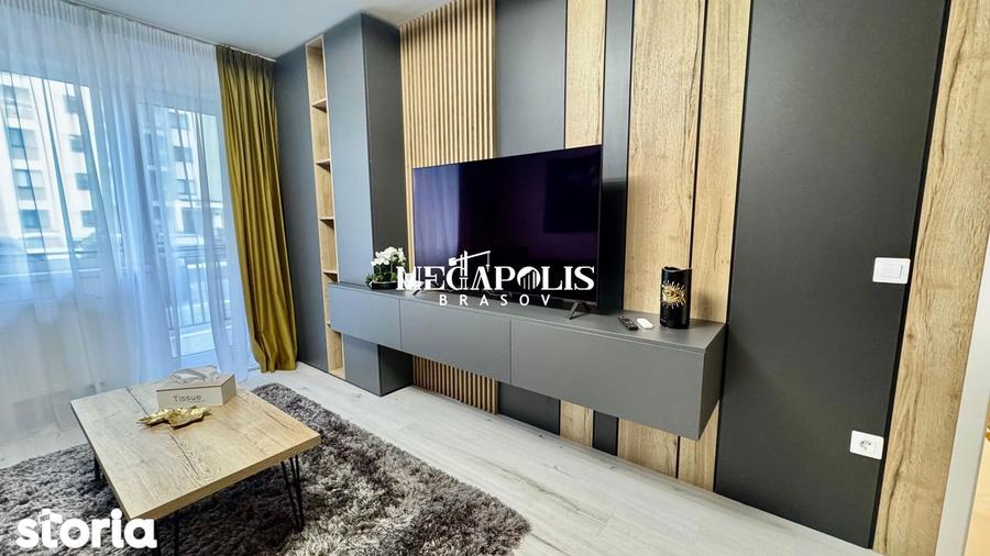 Apartament cu 2 camere decomandat în Tractorul