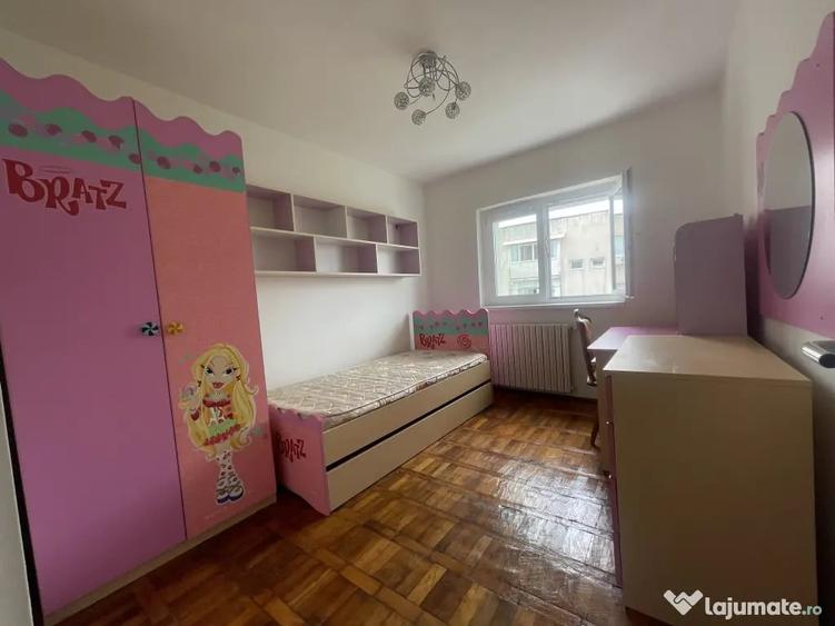 Apartament cu 3 camere decomandat în Tăbăcărie