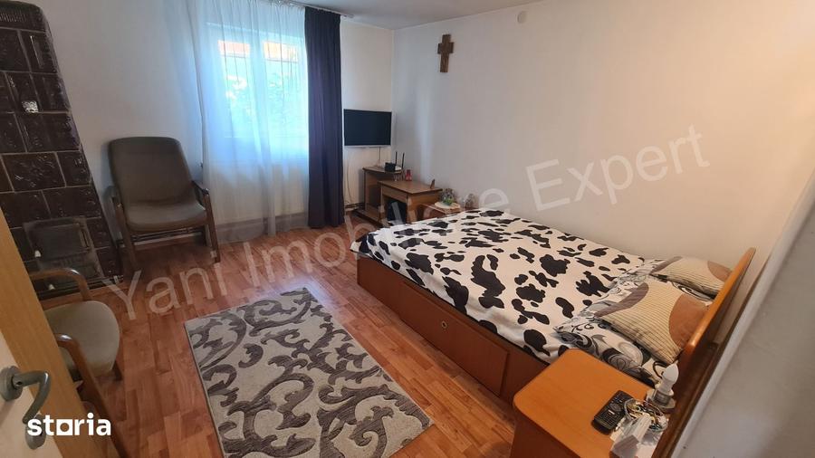 Casă cu 3 camere cu Teren 605 Mp în Albești
