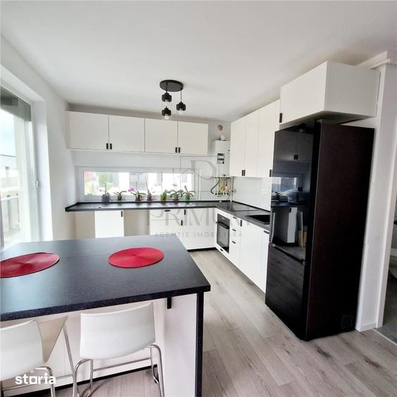 Apartament cu 3 camere decomandat în Ciarda Roșie