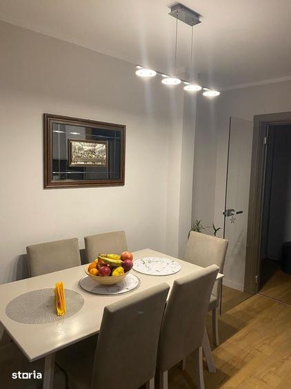 Apartament cu 2 camere decomandat, mobilat în Delfinariu