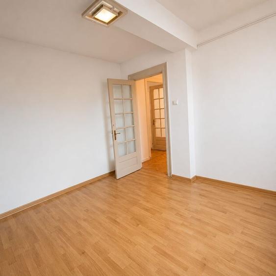 Spațiu comercial, de 140 mp, în Decebal