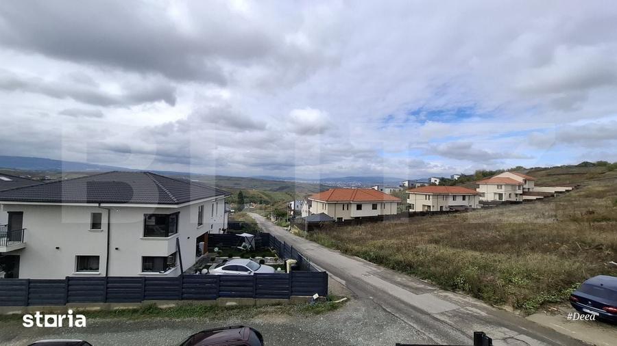 Casă cu 4 camere cu Teren 330 Mp în Central