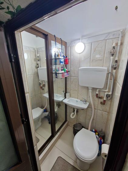 Apartament cu 2 camere decomandat în Războieni