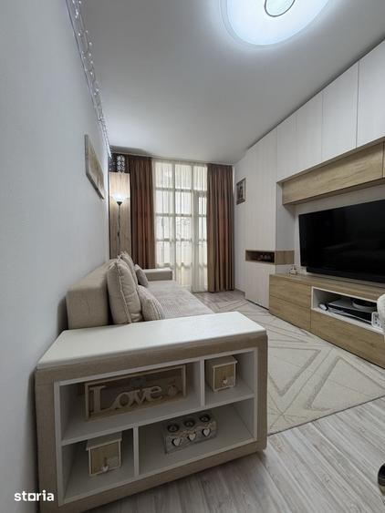 Apartament cu 2 camere în Podu Roș