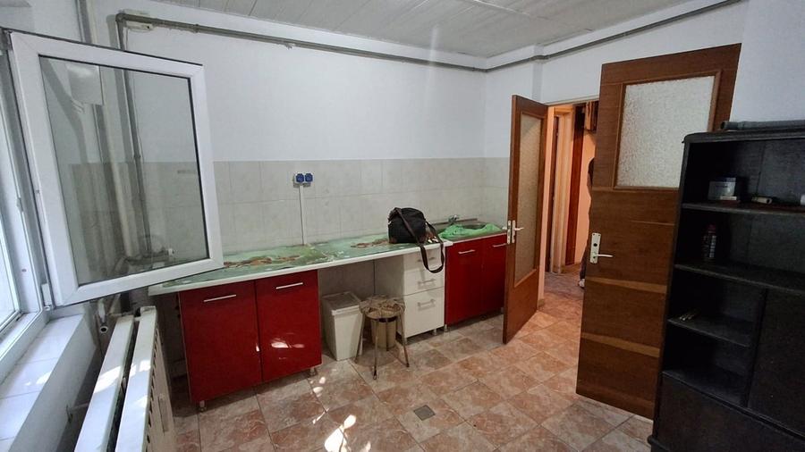 Garsonieră decomandată în Sebastian
