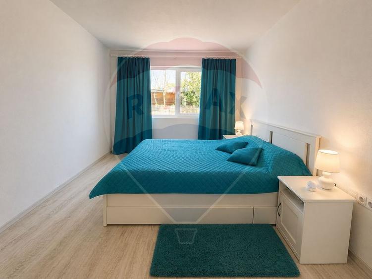 Casă individuală cu 5 camere cu Teren 585 Mp în Corbu