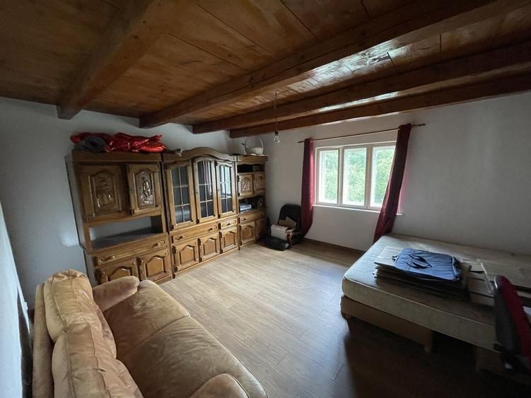 Casă cu 3 camere în Cându