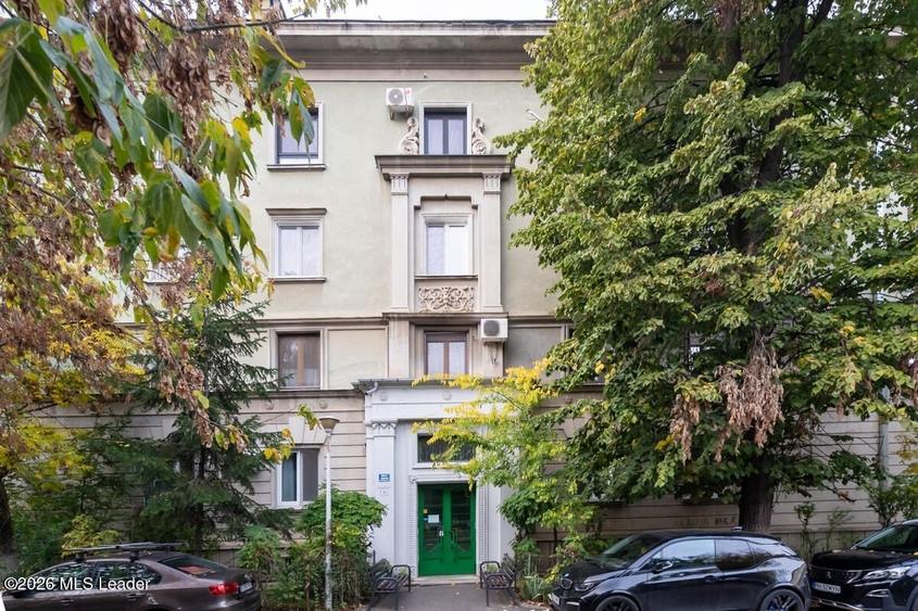 Apartament cu 2 camere decomandat în Drumul Taberei