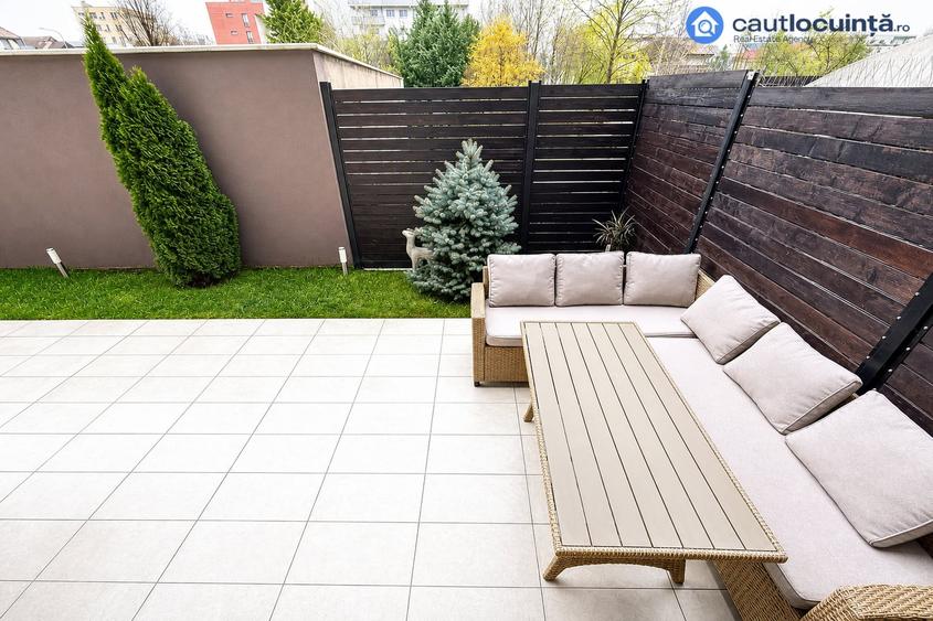 Apartament cu 3 camere în Sisești