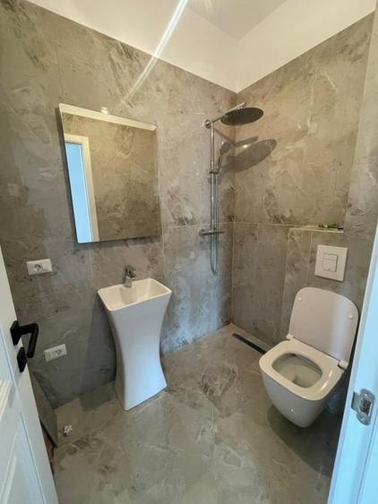 Apartament cu 2 camere decomandat în Siloz