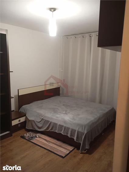 Garsonieră decomandată, mobilată în Tei