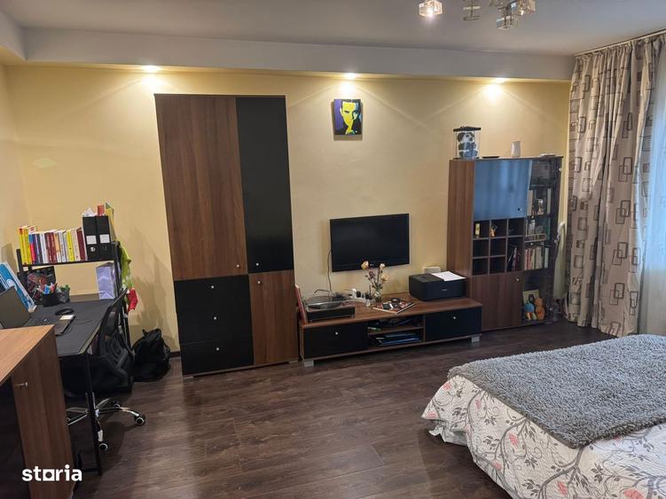 Garsonieră decomandată în Rahova