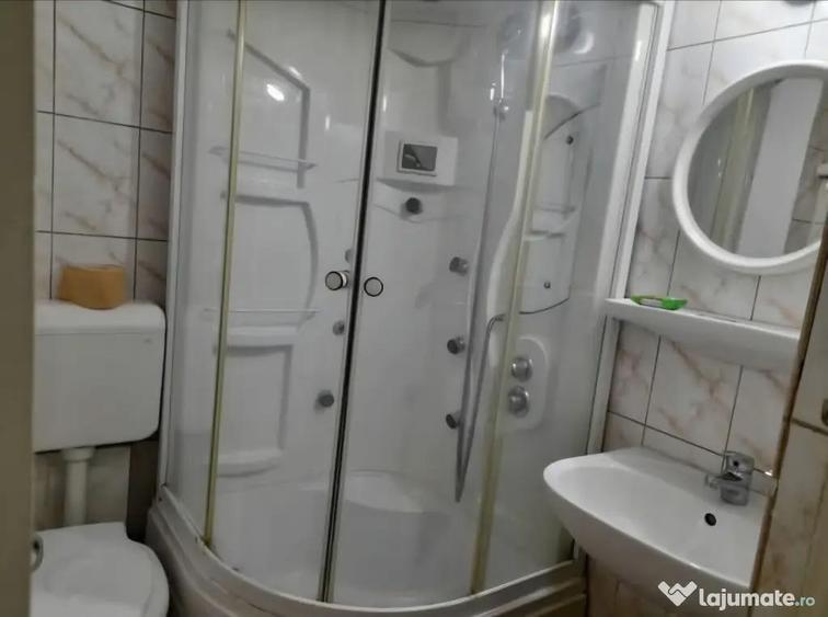Garsonieră semidecomandată în Central