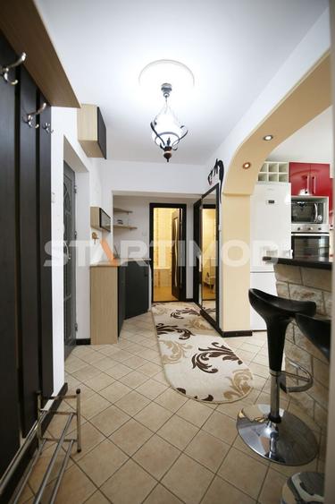 Apartament cu 2 camere decomandat în Calea București