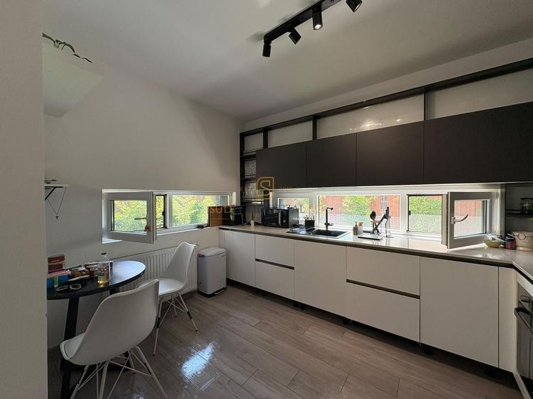 Duplex cu 4 camere cu Canalizare în Berceni
