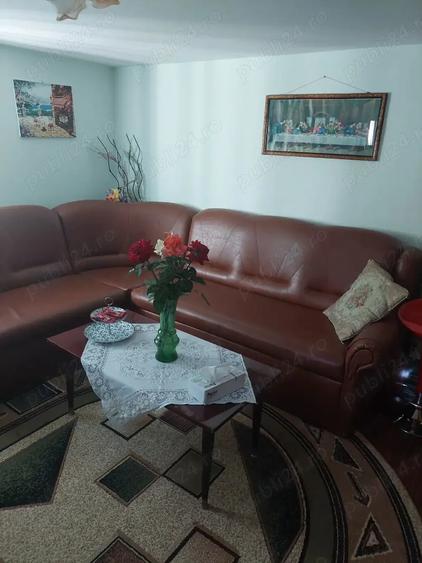 Casă cu 3 camere cu Teren 2200 Mp în Central