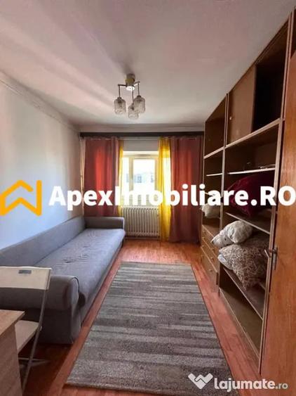 Apartament cu 4 camere decomandat în Doamna Ghica