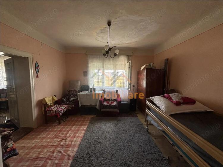 Casă cu 3 camere cu Teren 1654 Mp în Cefa