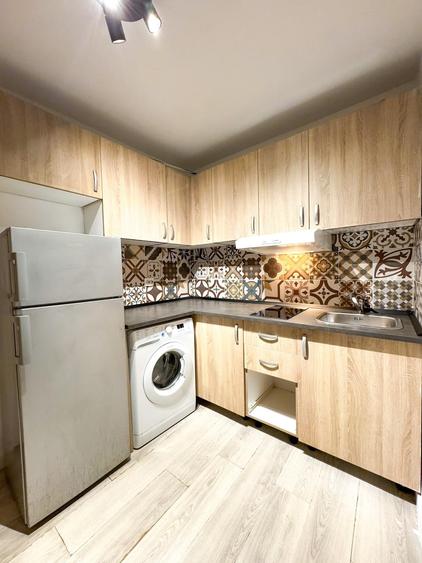 Apartament cu 4 camere decomandat în Gara de Nord
